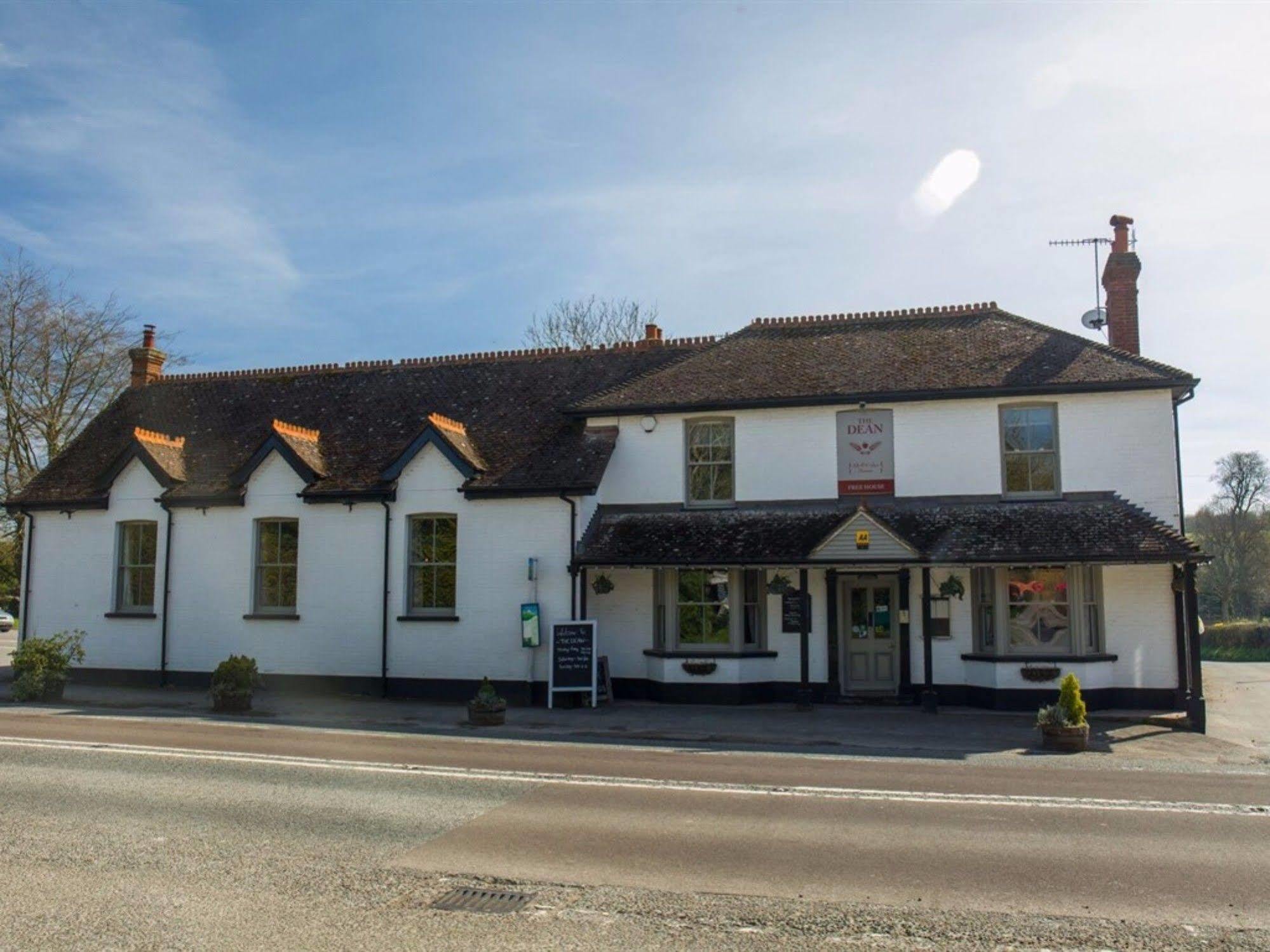 Hotel The Dean Ale & Cider House Chichester Exterior foto